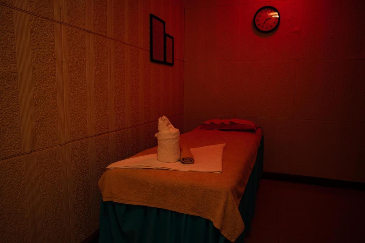 Luxury Hotel Hau Giang ホーチミン市 エクステリア 写真