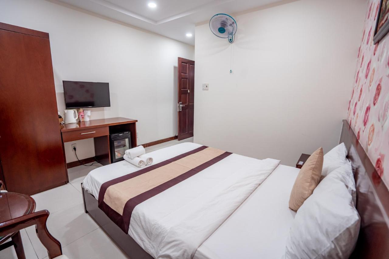 Luxury Hotel Hau Giang ホーチミン市 エクステリア 写真